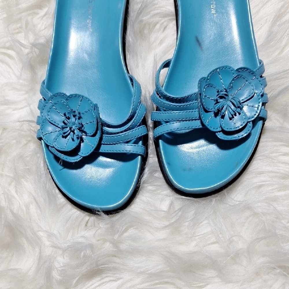 Croft & Barrow Vibrant Blue Floral Sandals - Picture 8 of 9